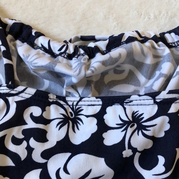 Hawaiian Print Summer Dress - Picture 6 of 7